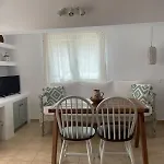 Leonidas House Renovated 2024 Tatil Evi