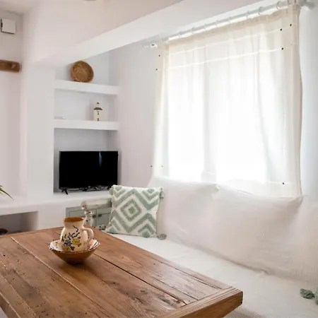 Leonidas House Renovated 2024 Casa de Férias *