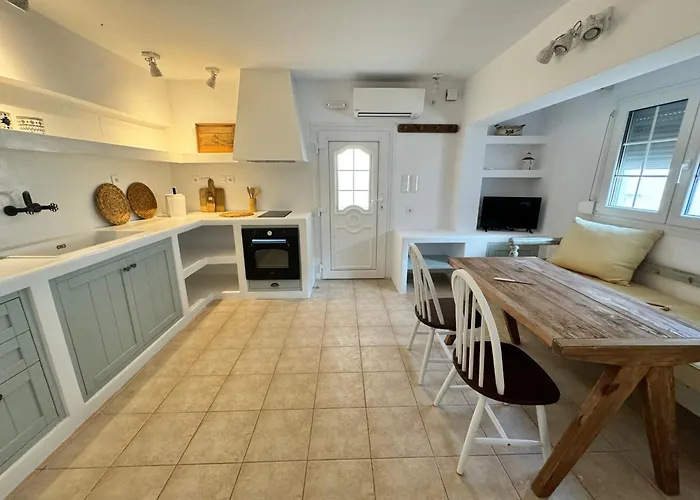 Leonidas House Renovated 2024 Tatil Evi *